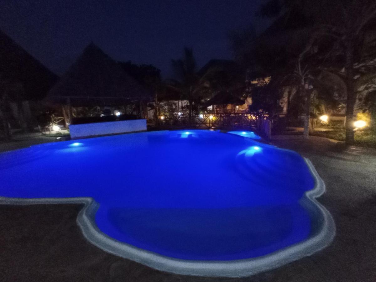 Hotel Tropical Zanzibar Нунгви Экстерьер фото